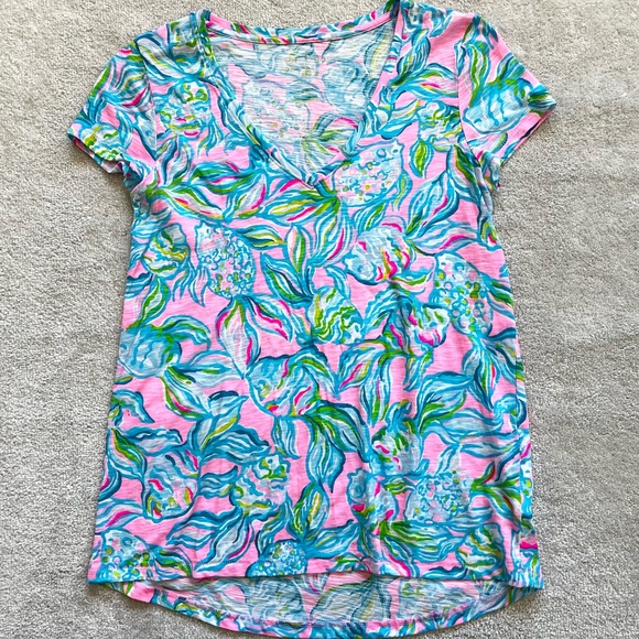 LILLY PULITZER V NECK T SHIRT SIZE XXS PREPPY PRETTY SUMMER VACATION BEACH - Picture 9 of 9